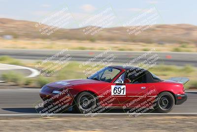 media/Oct-09-2022-Extreme Speed (Sun) [[a34e269be1]]/2-Silver/session 1 Skid Pad/